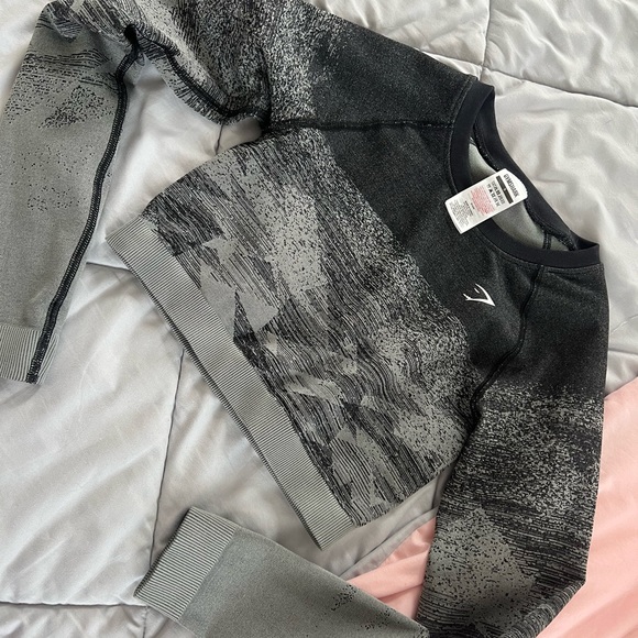 Gymshark Adapt Ombre Crop Top - Picture 2 of 4